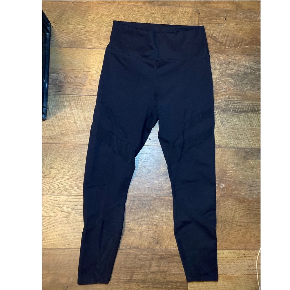 Black Fabletics athletic leggings! Size medium with mesh details